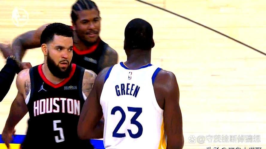 勇士遭火箭逆袭主力提前退场 勇士遭火箭逆袭主力提前退场