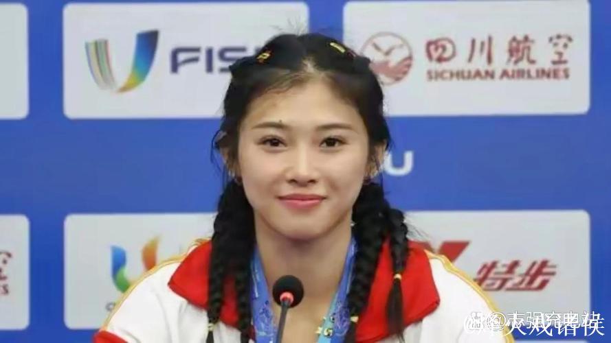 吴艳妮以12秒98摘得头名，晋级全运会女子100米栏决赛